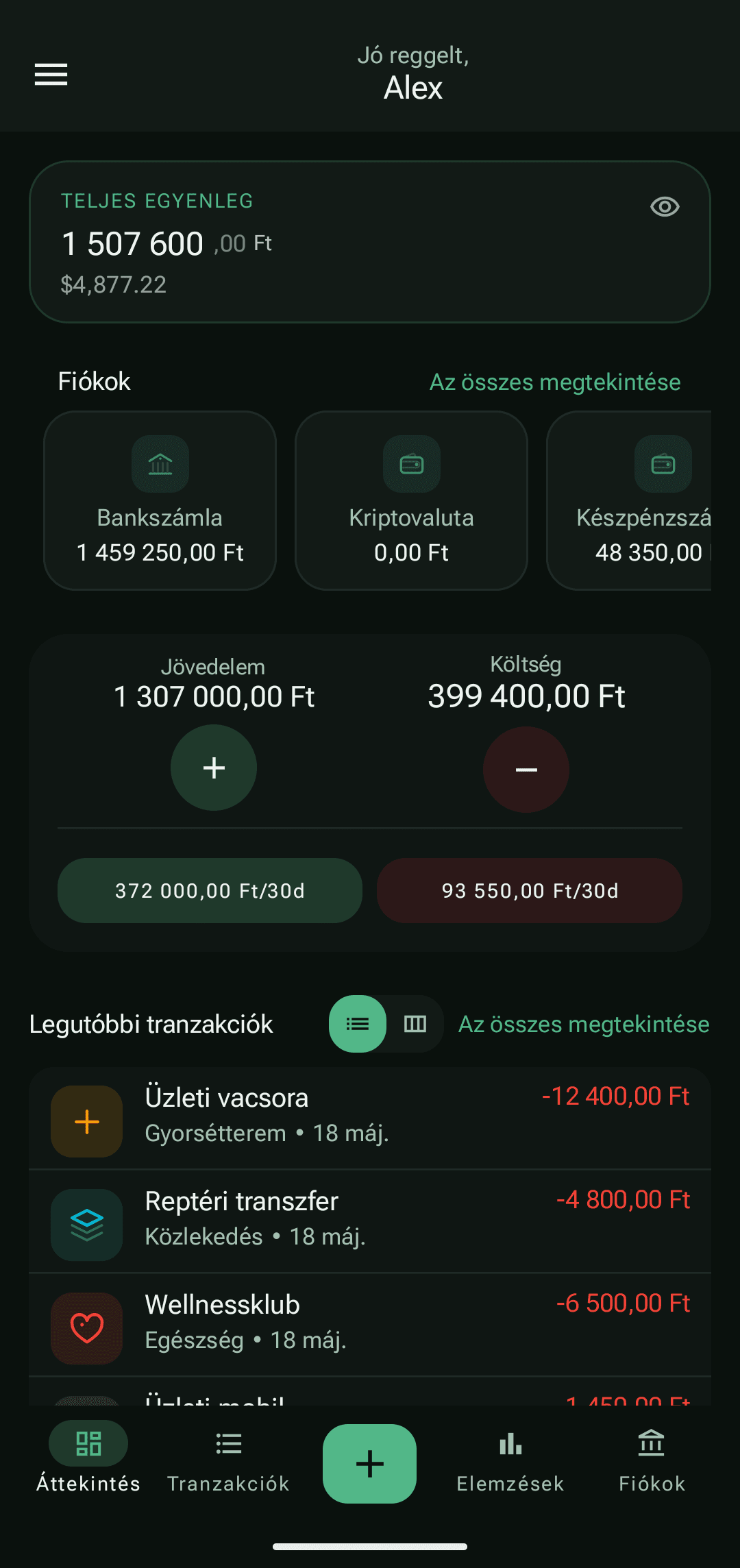 PayCheck áttekintő egyenlegekkel és friss tranzakciókkal