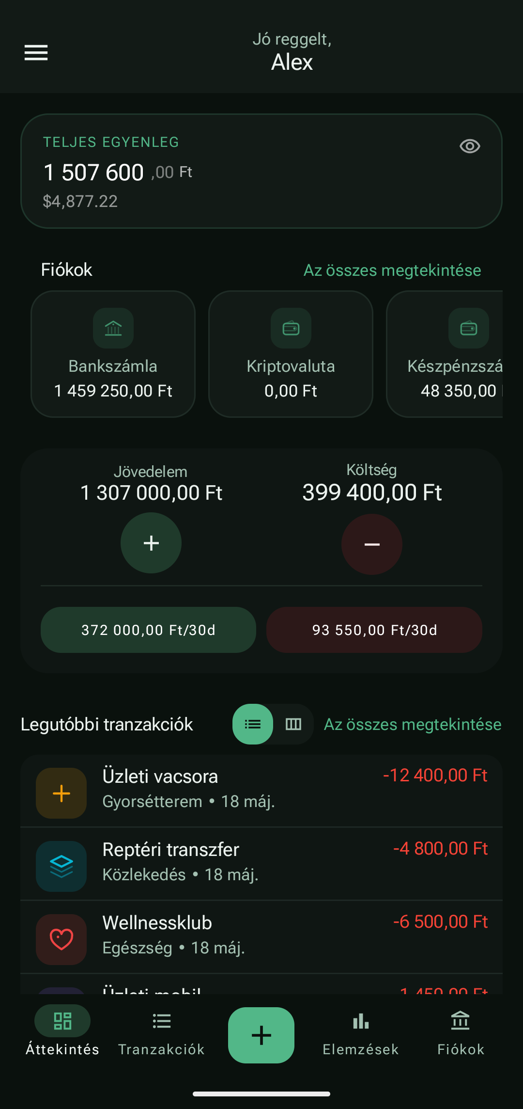 PayCheck áttekintő egyenlegekkel és friss tranzakciókkal
